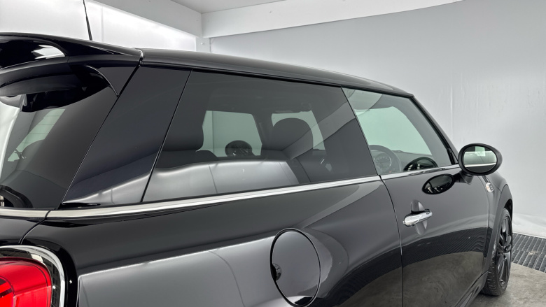 MINI Hatchback 1.5 Cooper Sport II 3dr Auto Petrol Hatchback